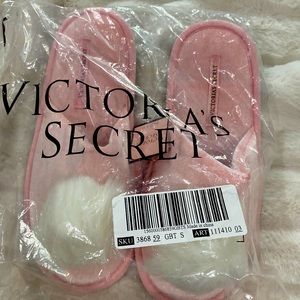Victoria Secret Slippers- Size S